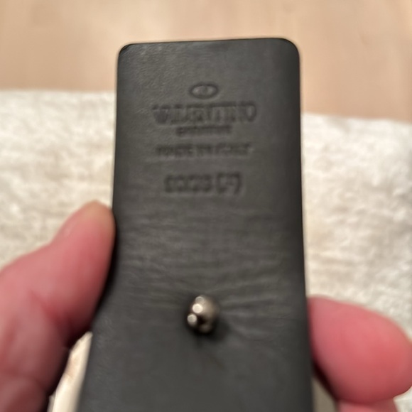 NEW….Valentino Belt - Picture 4 of 5